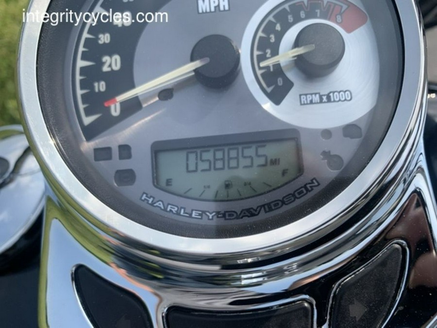 2009 Harley-Davidson® FLSTC - Heritage Softail®