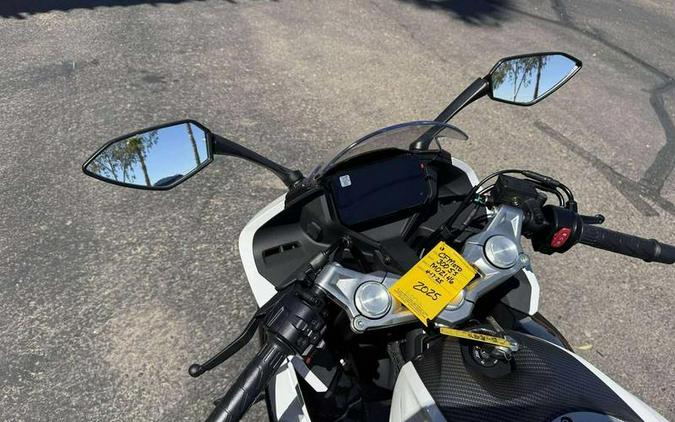 2025 CFMOTO 300SS