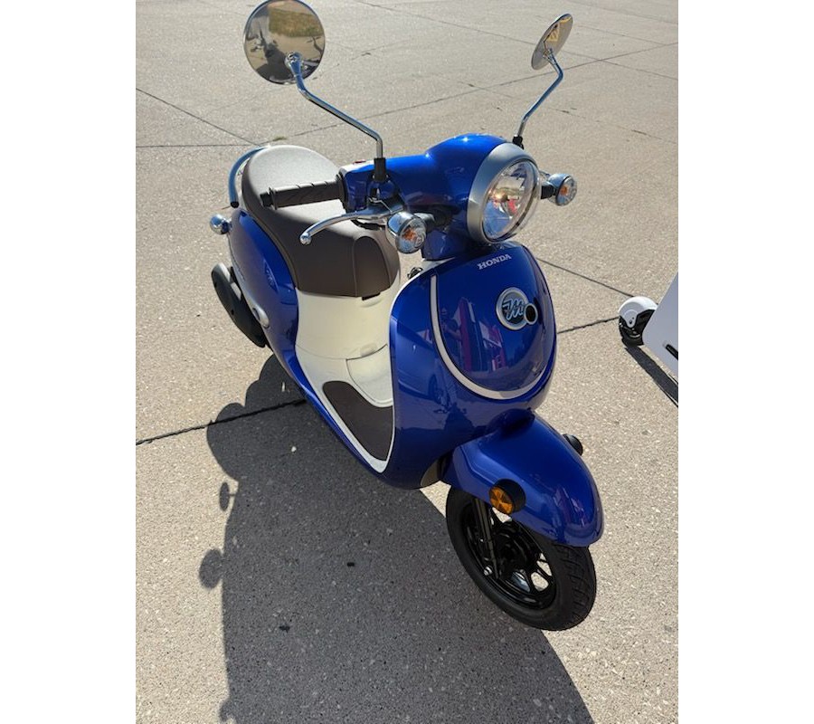 2024 Honda Metropolitan Base
