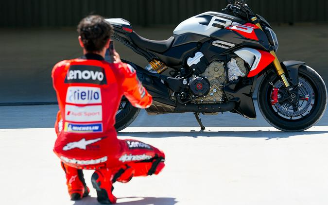 2026 Ducati Diavel V4 RS RS Livery - 1966