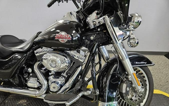 2013 Harley-Davidson Road King® Base