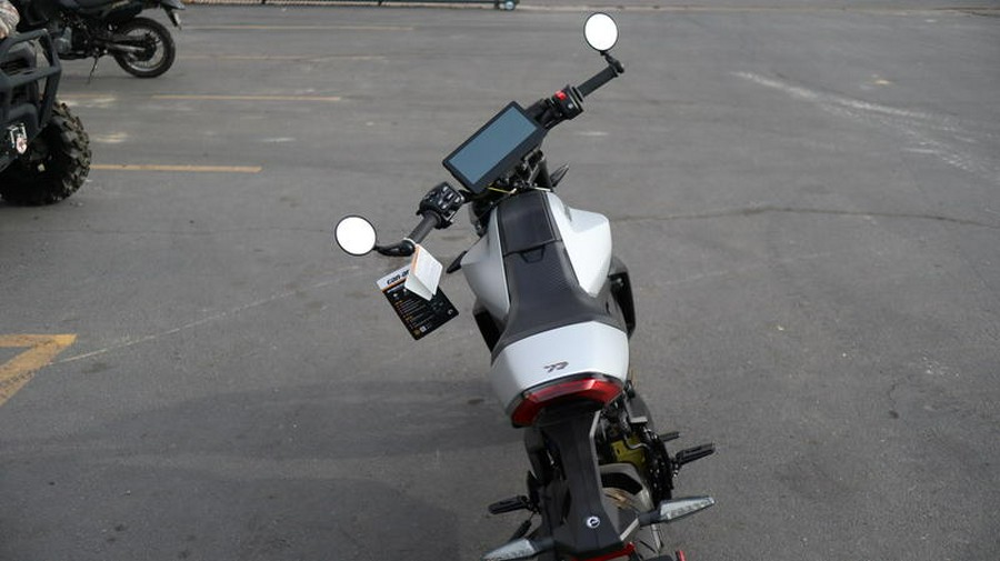 2025 Can-Am® Pulse '73