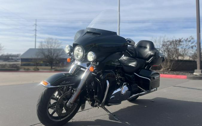 2015 Harley-Davidson® Ultra Limited FLHTK Two-Tone Deep Jade Pearl/Vivid Black 680630