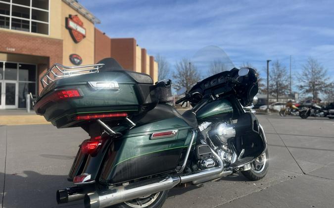 2015 Harley-Davidson® Ultra Limited FLHTK Two-Tone Deep Jade Pearl/Vivid Black 680630