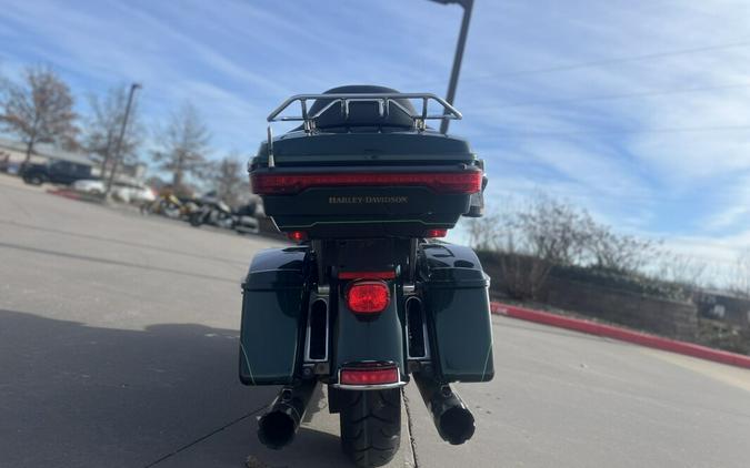2015 Harley-Davidson® Ultra Limited FLHTK Two-Tone Deep Jade Pearl/Vivid Black 680630