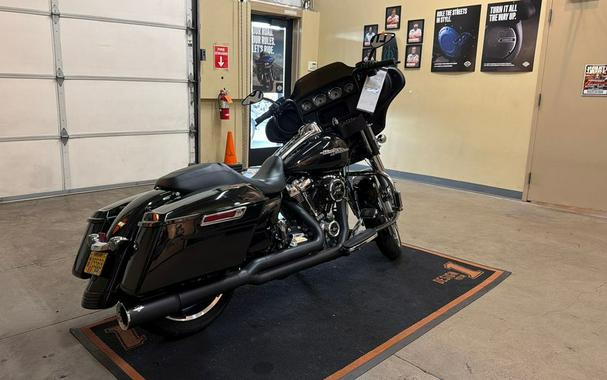 2020 Harley-Davidson Street Glide® Base