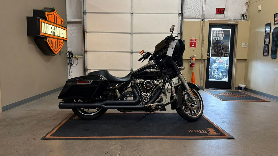 2020 Harley-Davidson Street Glide® Base