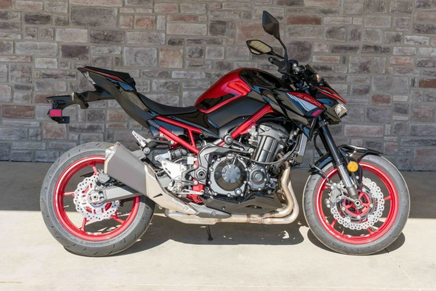 2024 Kawasaki Z900 ABS Candy Persimmon Red/Ebony