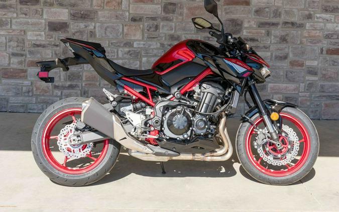 2024 Kawasaki Z900 ABS Candy Persimmon Red/Ebony