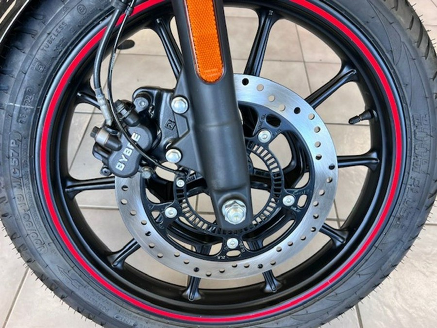 2023 Royal Enfield Meteor 350 Fireball Red