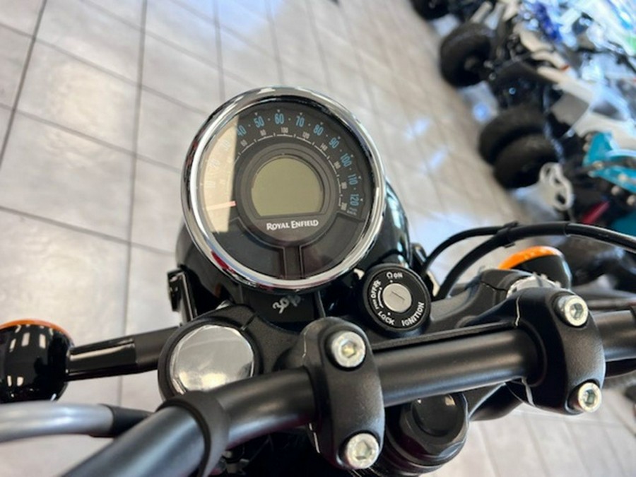 2023 Royal Enfield Meteor 350 Fireball Red