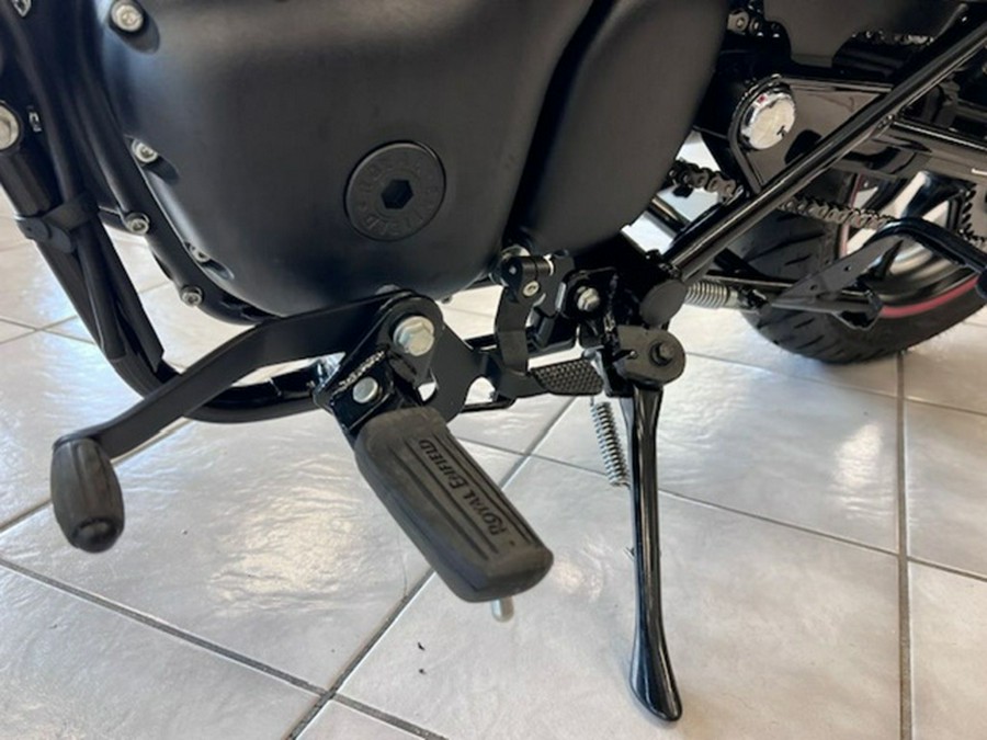 2023 Royal Enfield Meteor 350 Fireball Red