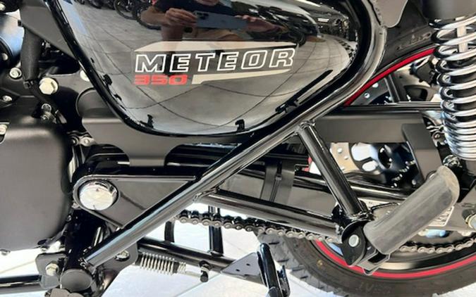 2023 Royal Enfield Meteor 350 Fireball Red