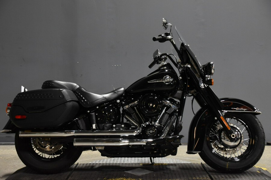 2019 Harley-Davidson Heritage Classic 107