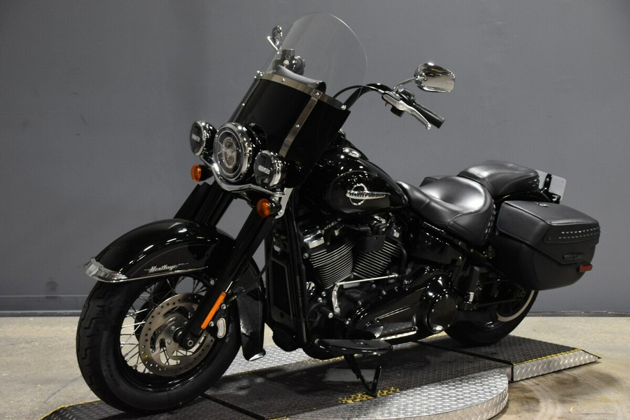 2019 Harley-Davidson Heritage Classic 107