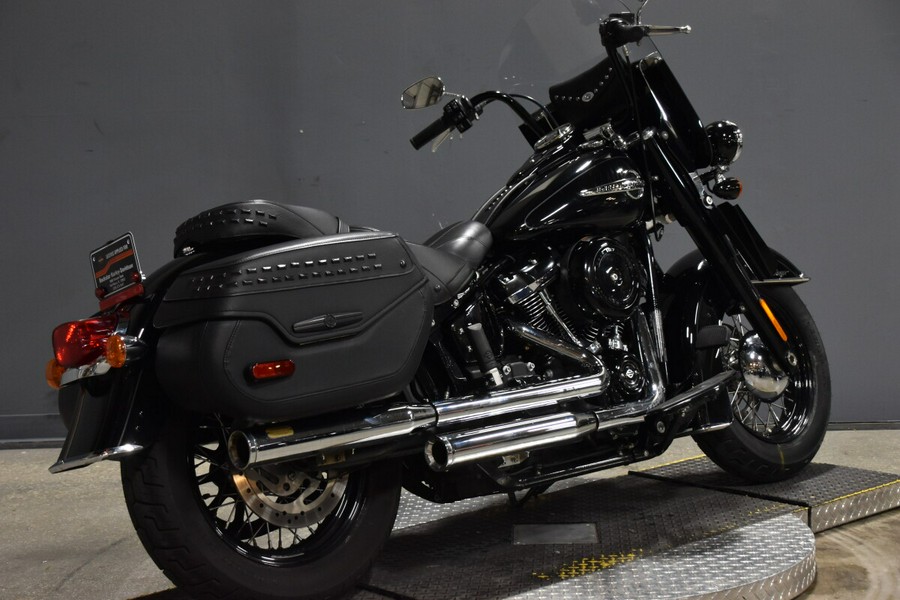 2019 Harley-Davidson Heritage Classic 107