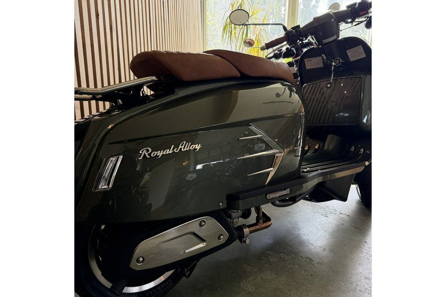 2025 GP300 - Royal Alloy