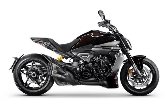 2026 Ducati Xdiavel V4 Black Lava - 7341