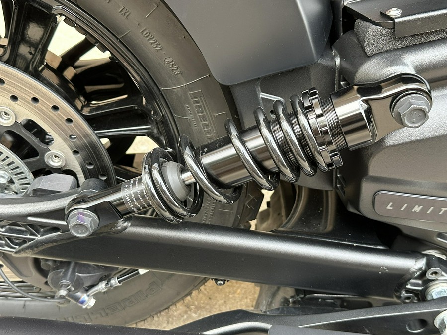 2025 Indian Motorcycle Scout Bobber Limited +Tech