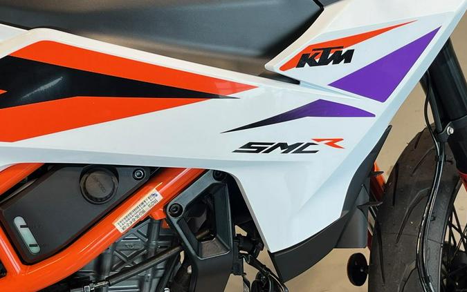2026 KTM 390 SMC R