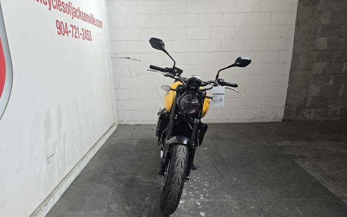 2026 Triumph Trident 660 Cosmic yellow