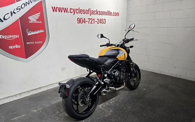 2026 Triumph Trident 660 Cosmic yellow