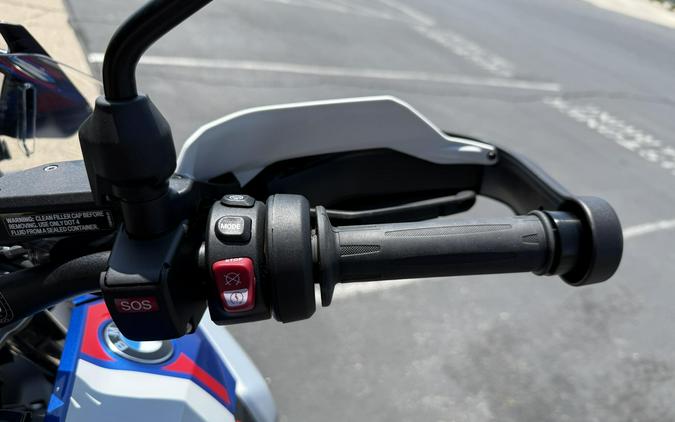 2025 BMW Motorrad R 1300 GS Racing Blue Metallic