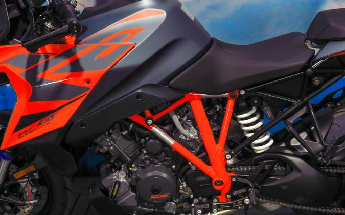 2023 KTM 1290 Super Duke GT