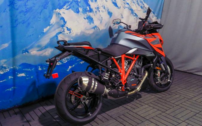 2023 KTM 1290 Super Duke GT