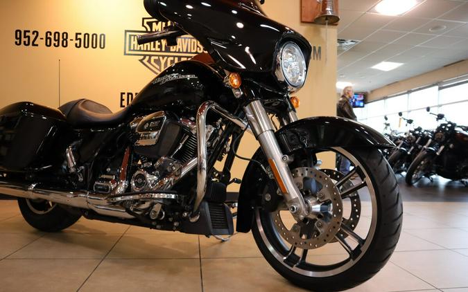 2017 Harley-Davidson HD Touring FLHXS Street Glide Special