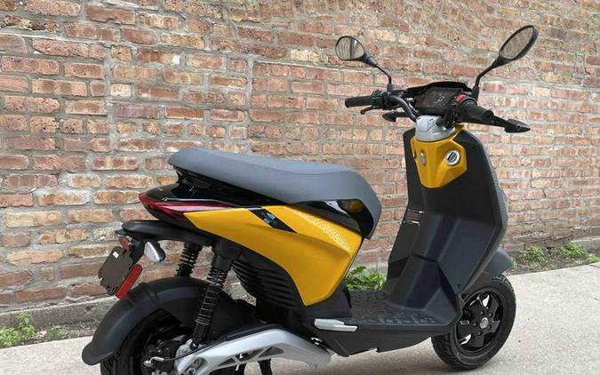 2022 Piaggio 1 Active 45 MPH