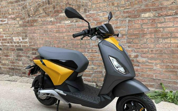 2022 Piaggio 1 Active 45 MPH