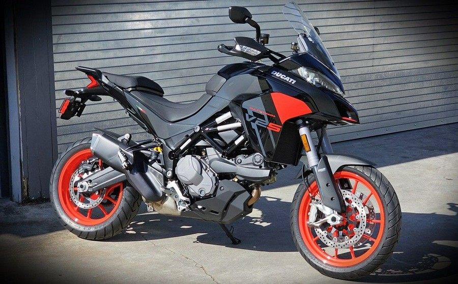 2024 Ducati Multistrada V2 S Black