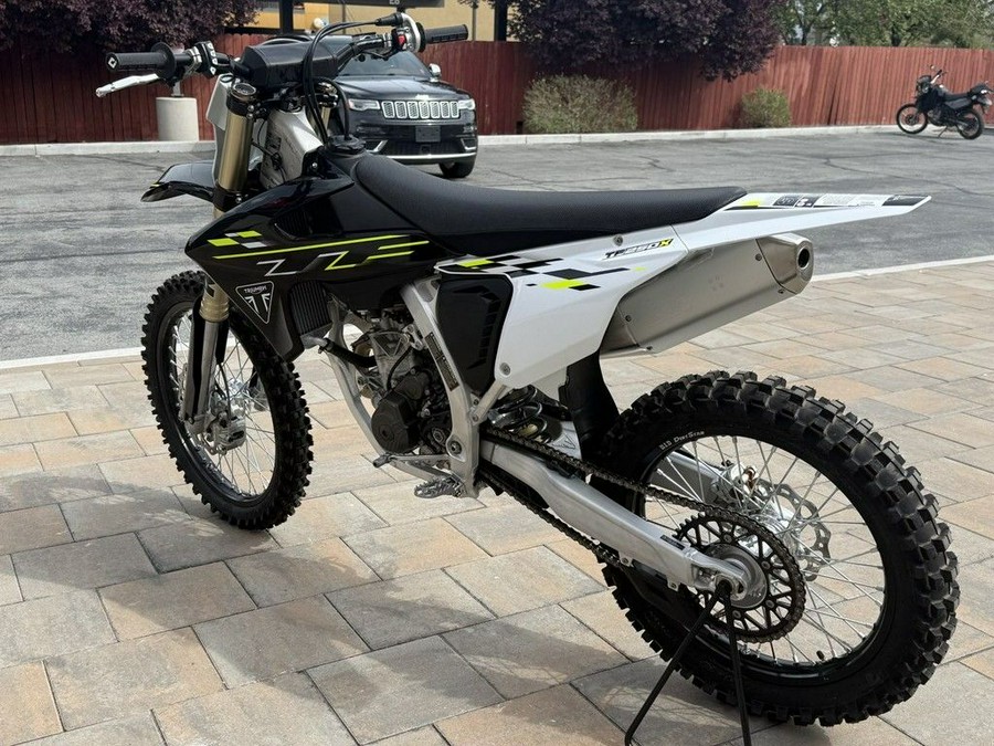 2026 Triumph TF 250-X Jet Black/Pure White