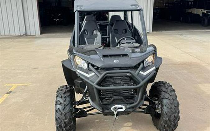 2026 Can-Am Commander MAX XT 700