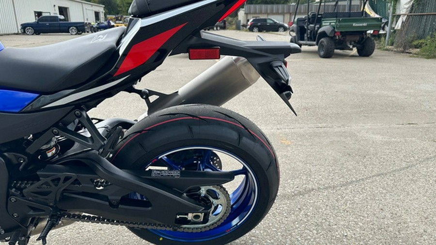 2027 Suzuki GSX-R1000R 40TH ANN.