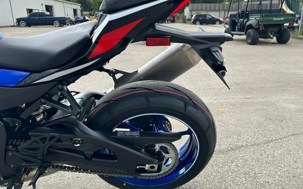 2027 Suzuki GSX-R1000R 40TH ANN.