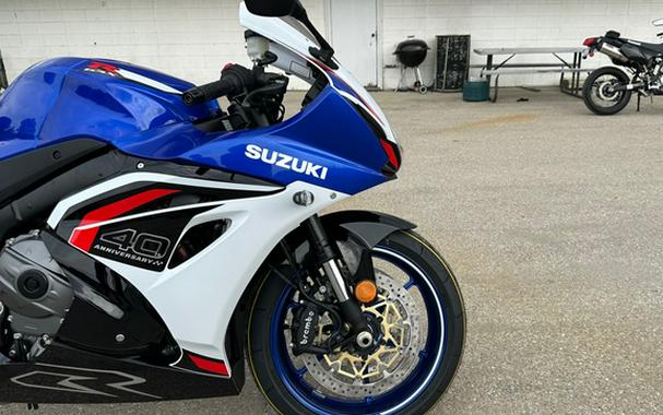 2027 Suzuki GSX-R1000R 40TH ANN.