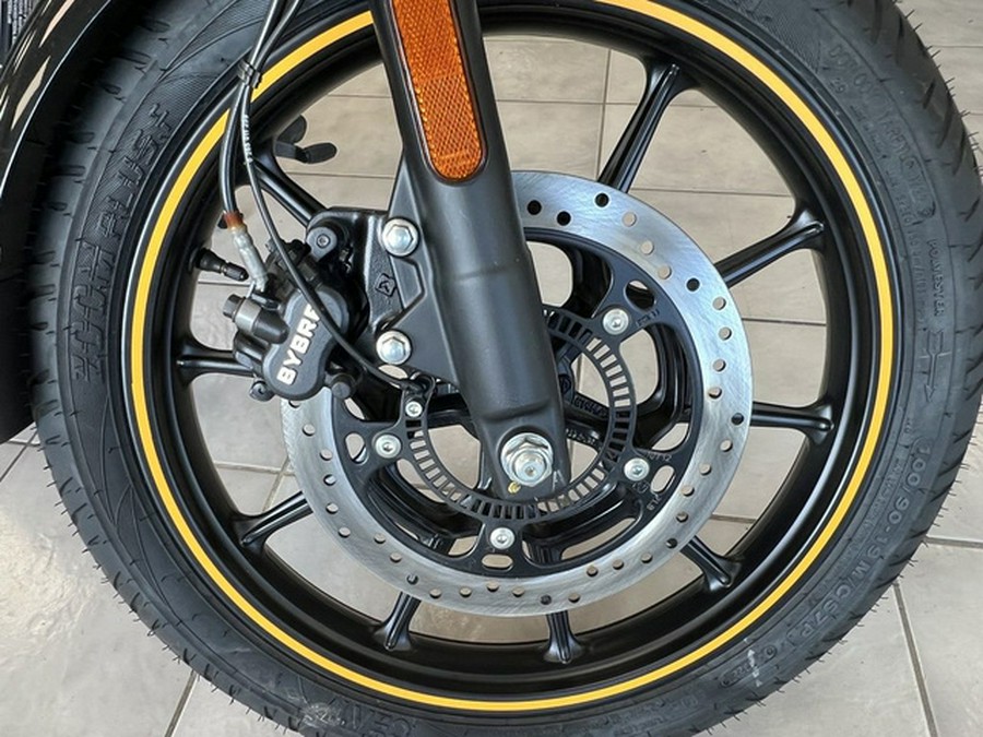 2023 Royal Enfield Meteor 350 Fireball Yellow