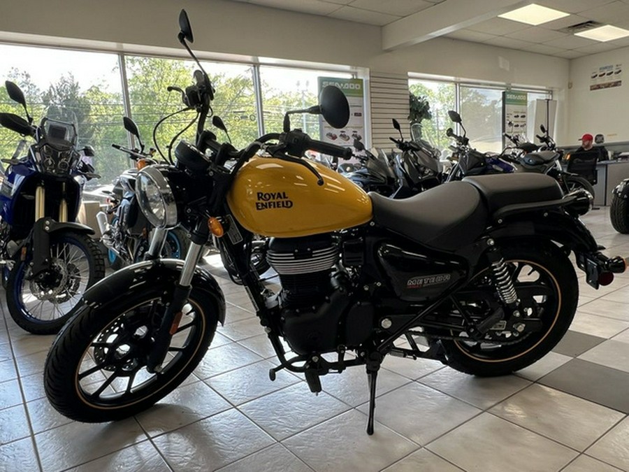 2023 Royal Enfield Meteor 350 Fireball Yellow