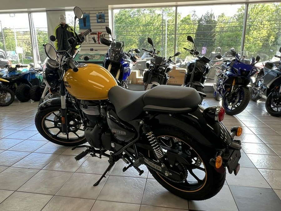 2023 Royal Enfield Meteor 350 Fireball Yellow