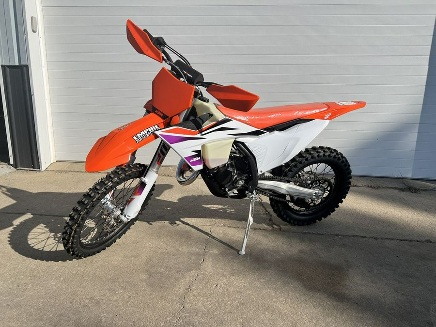 2024 KTM XC 125