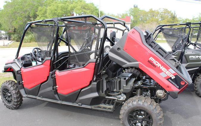 2023 Honda® Pioneer 1000-6 Deluxe Crew