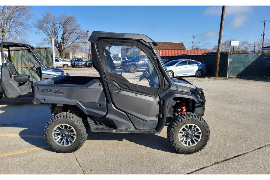 2018 Honda PIONEER 1000 LE