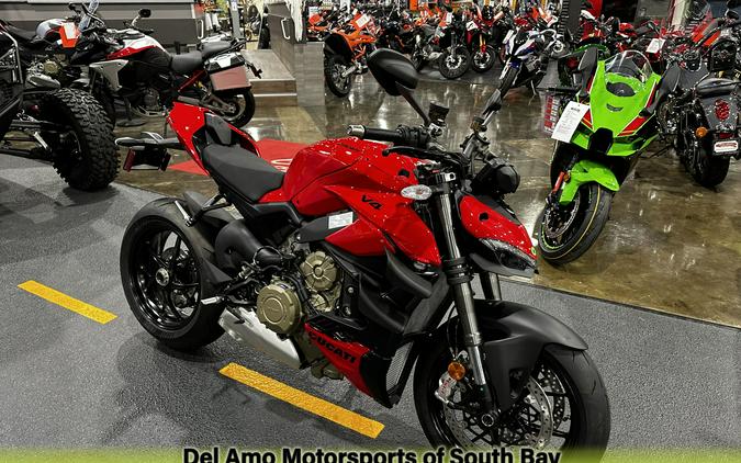 2024 Ducati STREETFIGHTER V2