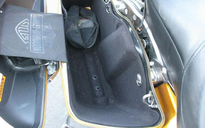 2015 Harley-Davidson® FLHTKSE - CVO™ Limited