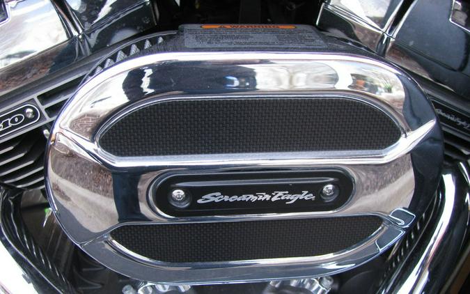 2015 Harley-Davidson® FLHTKSE - CVO™ Limited