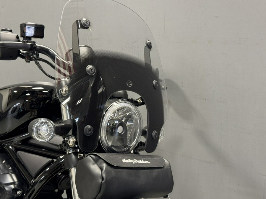 RH975 2025 Nightster®