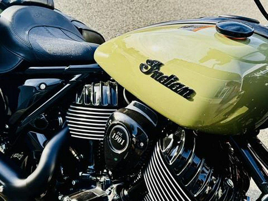 2025 Indian Motorcycle Super Chief Dark Horse