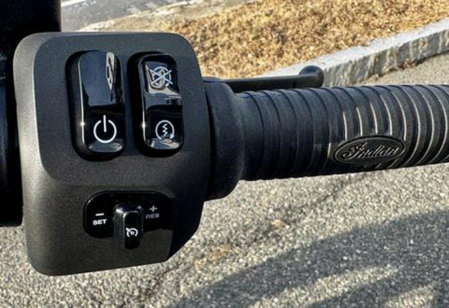 2025 Indian Motorcycle Super Chief Dark Horse